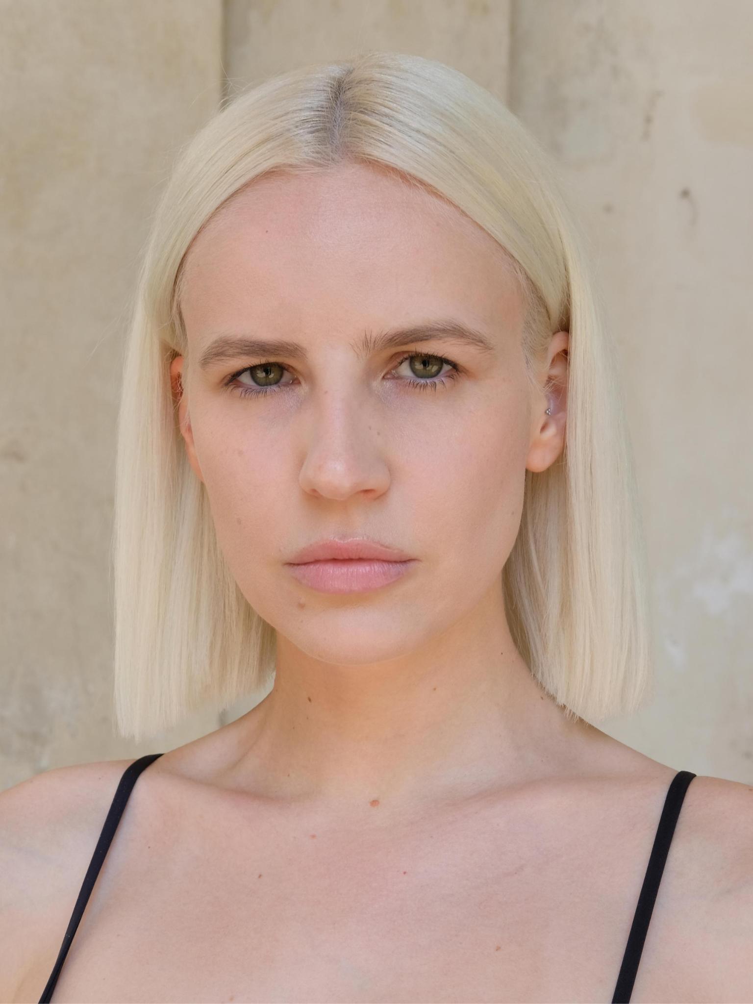 SELINA DIGITALS FEMALE MODEL AT RELOAD MODELS