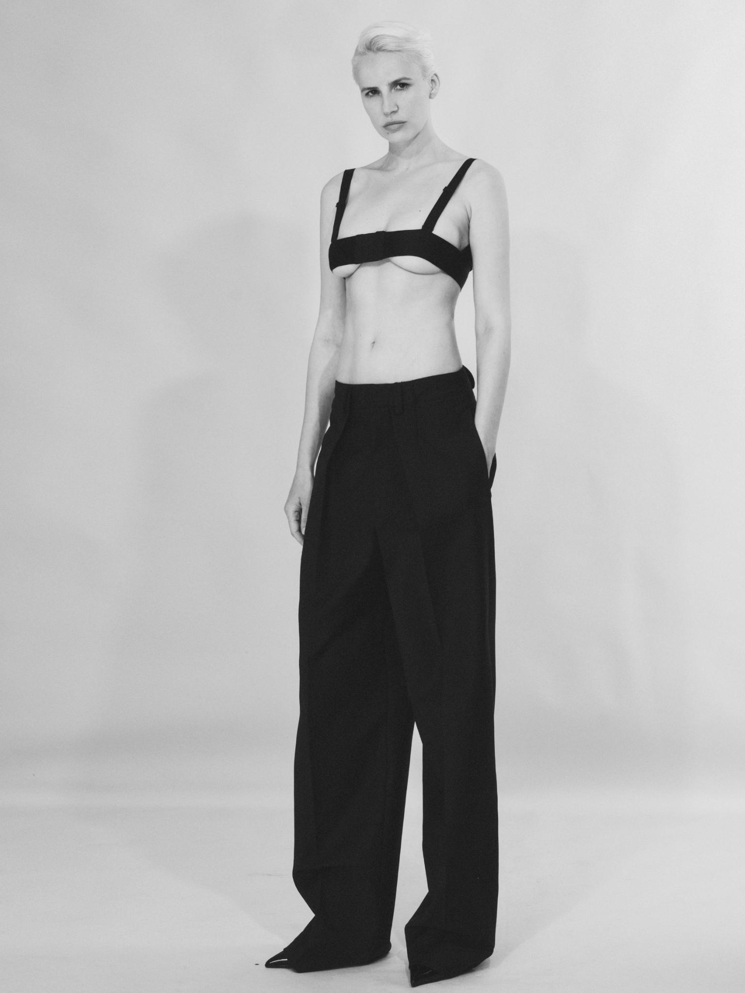 SELINA FEMALE MODEL AT RELOAD MODELS